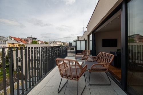 Stay Inn | Penthouse Feel: 3BR w/ A/C, Terrace