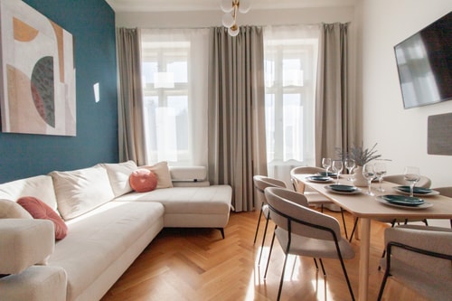 Stay Inn | Historic Charm Meets Modern Comfort