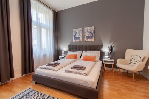 Stay Inn | Chic Prague Studio