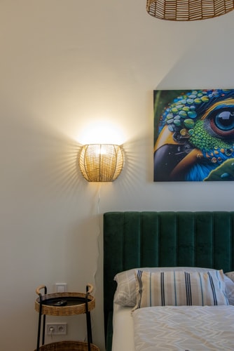 Stay Inn | Modern 1BR Flat w/ Chic Balcony Space