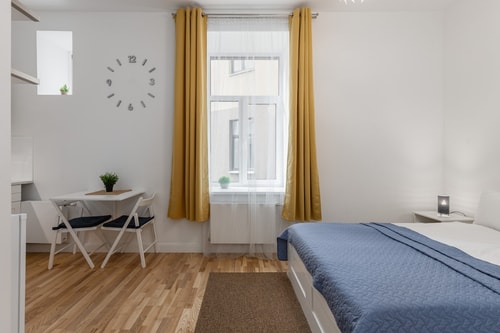 Compact Studio next to JRT