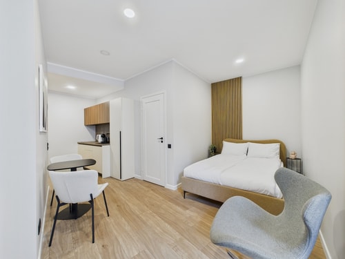 Minimalist Studio in Old Town