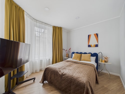 Lively Old Town Studio Apartment