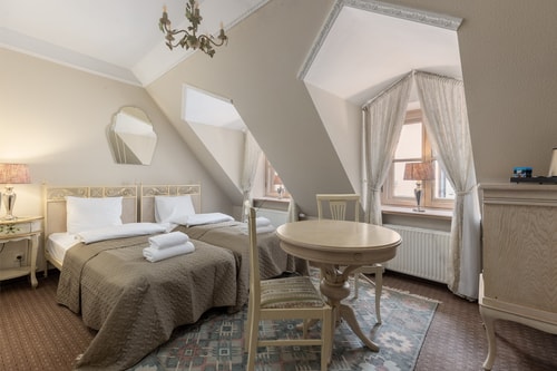 Old Town Hotel Twin Room 33