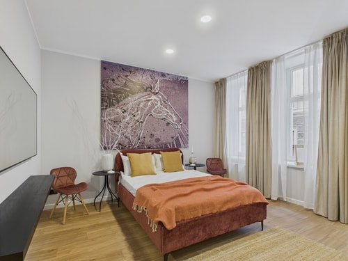 Central 1BR Old Town Apartment