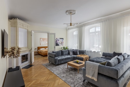 4 BR apartment in Riga Old Town with View & AC