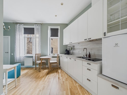 Affordable City Centre Studio | Next to JRT