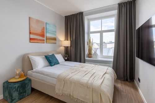 Charming Studio with Old Town Rooftop View