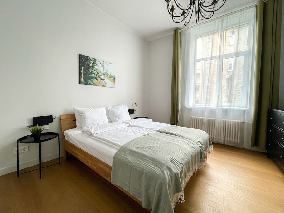 Bright Central Studio | 5min to Old Town Bnbverit