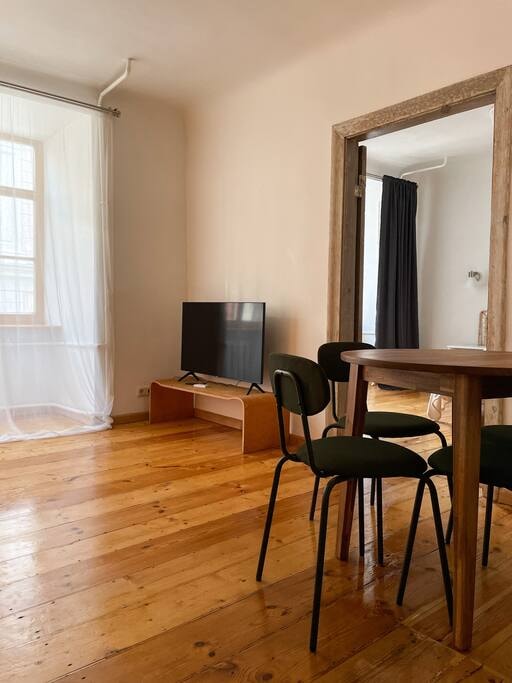 1 bd Old Town apartment - 2 min from Dome Church 2 Bnbverit