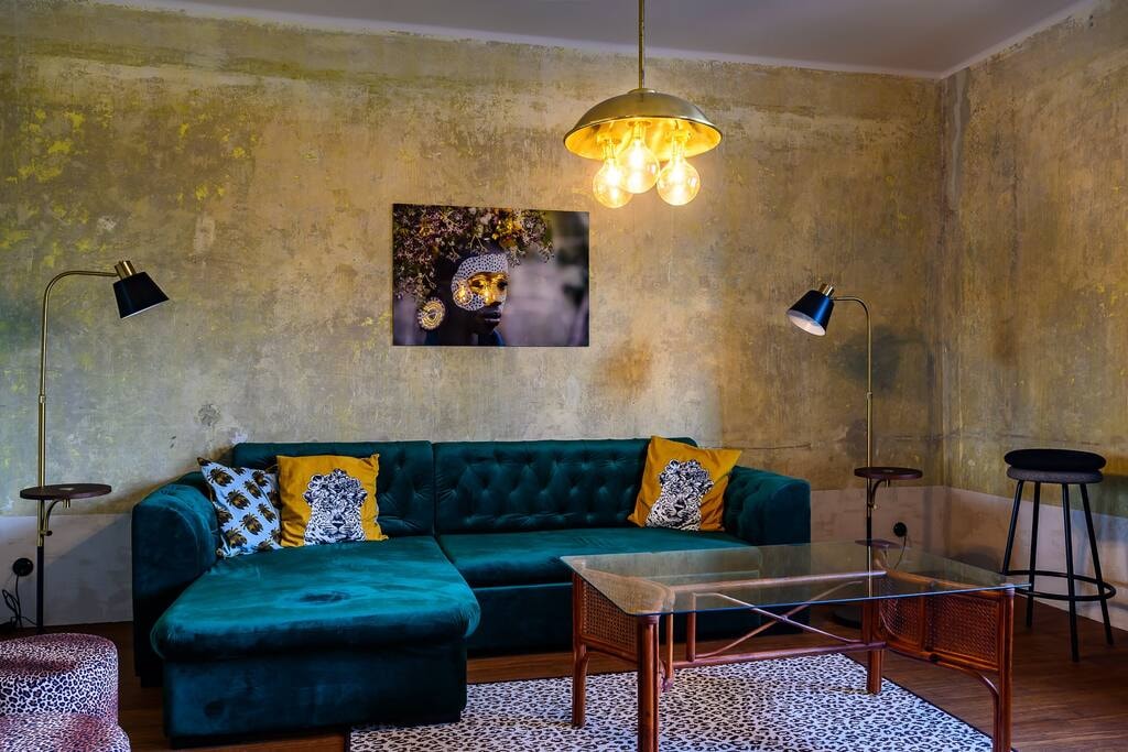 Eclectic 1bd apartment in Liepāja city centre Bnbverit