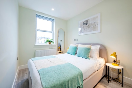 Elegant Urban Escape in Angel Arcore London