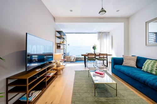 Compact West End Two Bedroom Arcore London