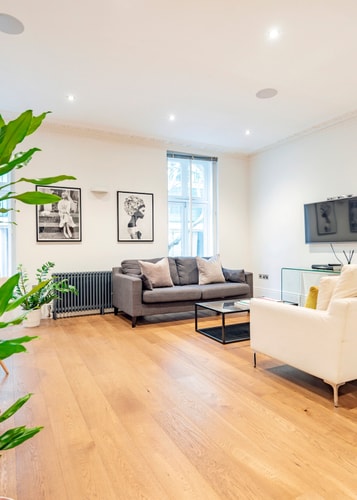 The Prestigious 2Bedroom in Shaftesbury Avenue Arcore London