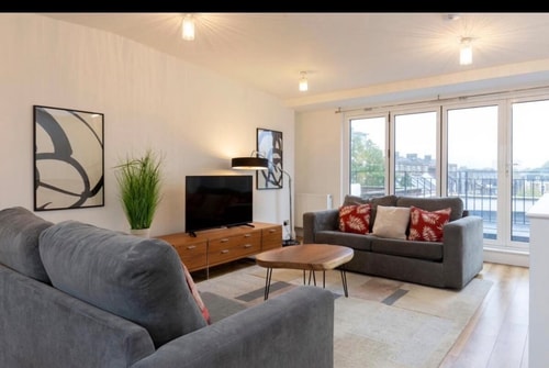 Town House / Two Flats connected in Camden Town Arcore London