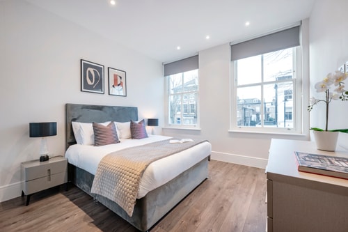 The Two Flats Seven Bedroom Space Arcore London