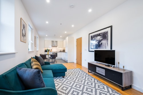 The N. 6 Premium Two Bedroom in Camden Arcore London
