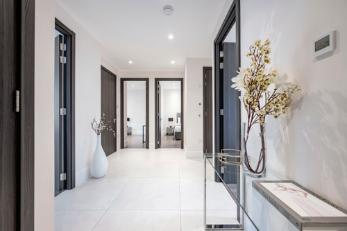 Spectacular Four Bedroom Flat Arcore London