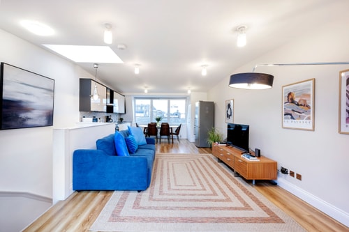 Sunny Camden 3BR/3BA Quirks, Space & Character Arcore London