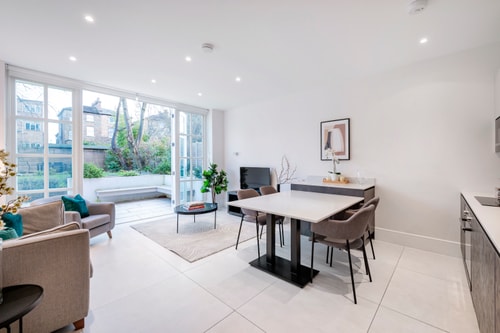 All in One Gardened Flat Arcore London