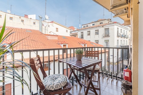 Apartamento con terraza en el centro de Madrid.