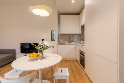 Céntrico apartamento con piscina