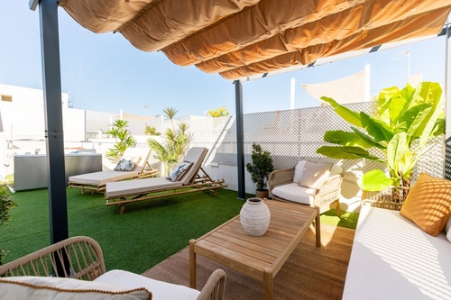 Amplio dúplex con terraza privada y jacuzzi