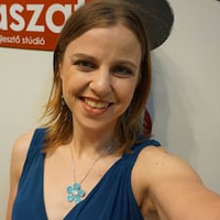 Dóra