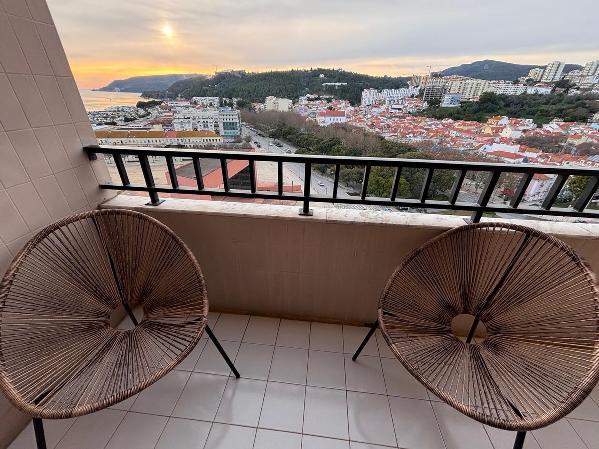 Panoramic View Apartment 12 Home Match