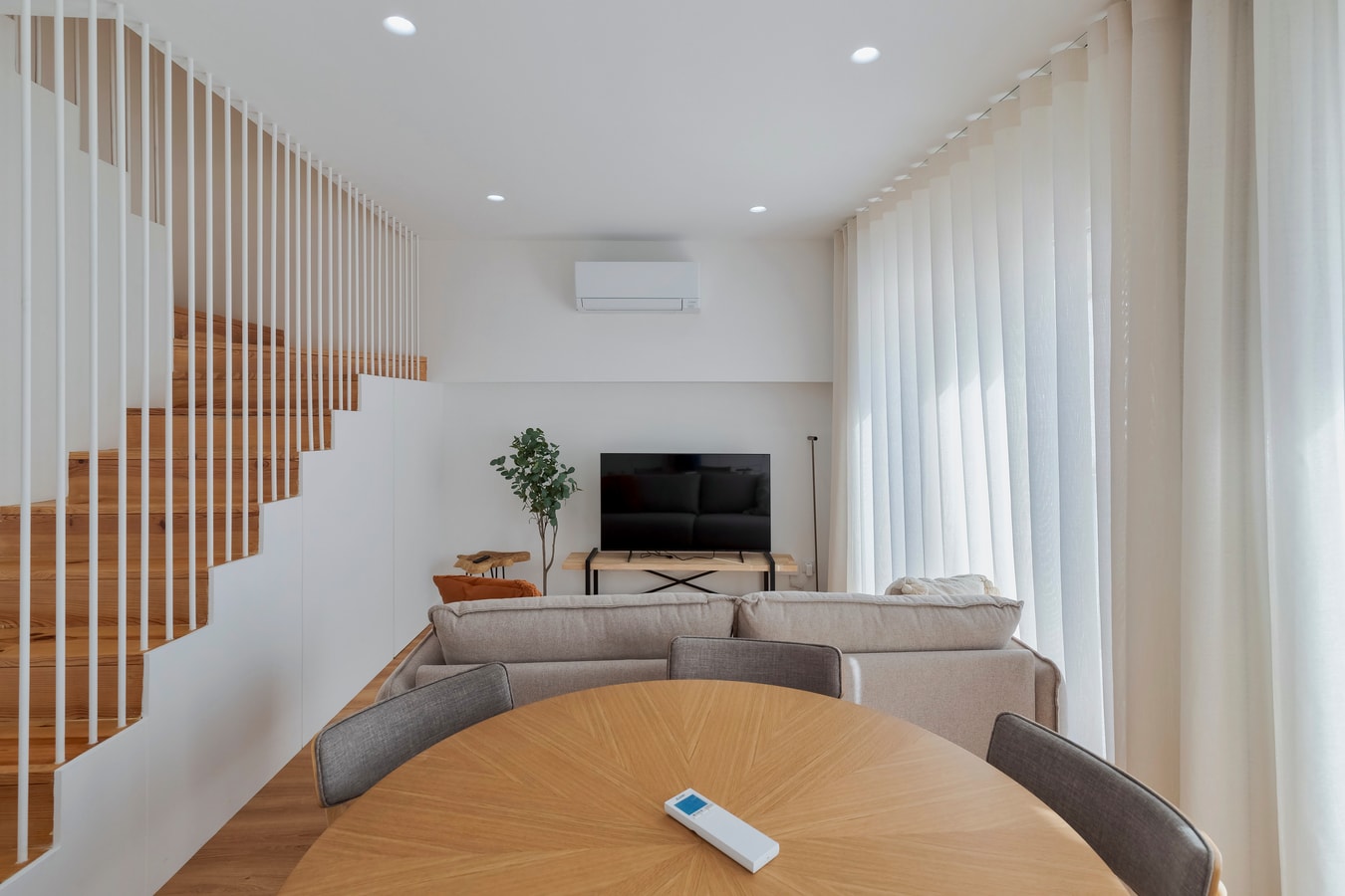 Simple Life II Home Match