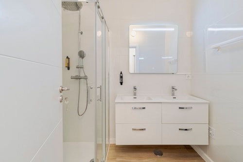 The Anna Apartment - Setúbal Central Station 24 Home Match