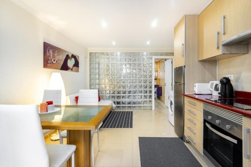 Alfama Modern Studio 14 Home Match