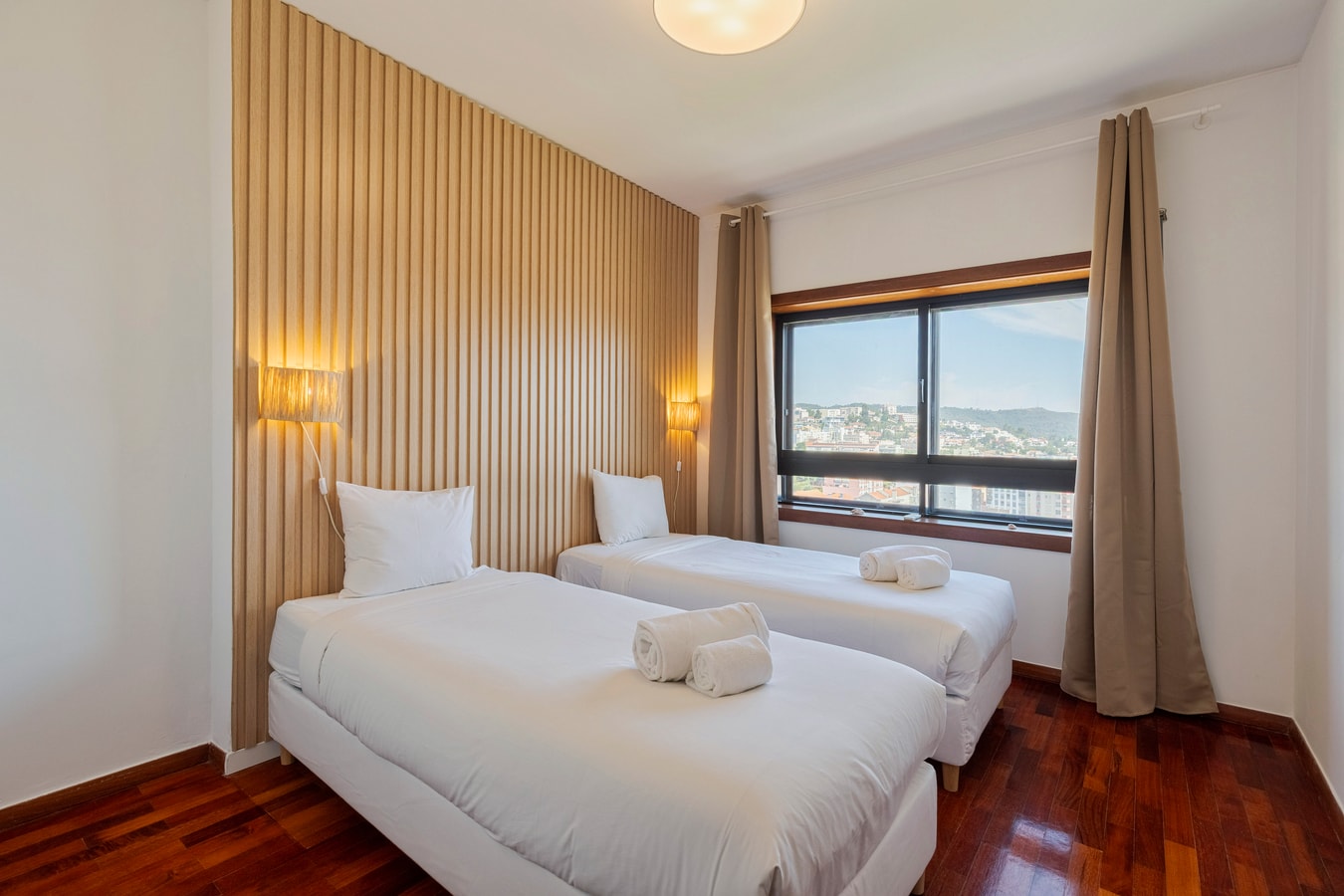 Panoramic View Apartment 4 Home Match