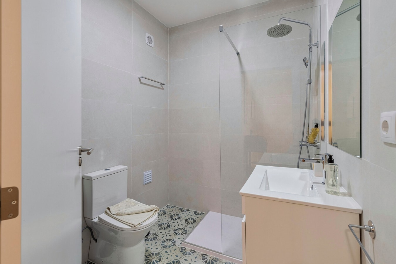 Santo António Portas do Sol 15 Home Match