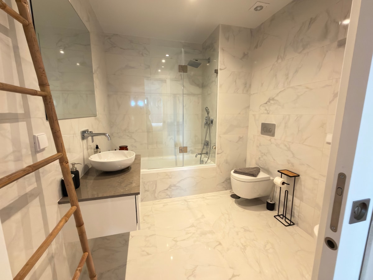 Serenity Suite I 26 Home Match