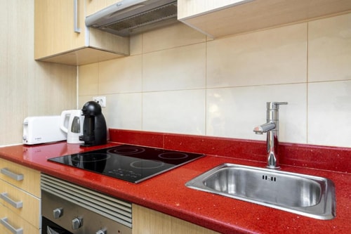 Alfama Modern Studio 15 Home Match