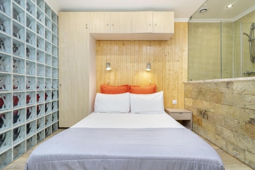 Alfama Modern Studio 1 Home Match