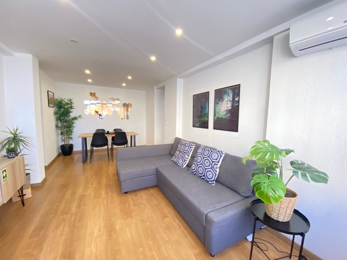 Central Station Apartment 9 Home Match