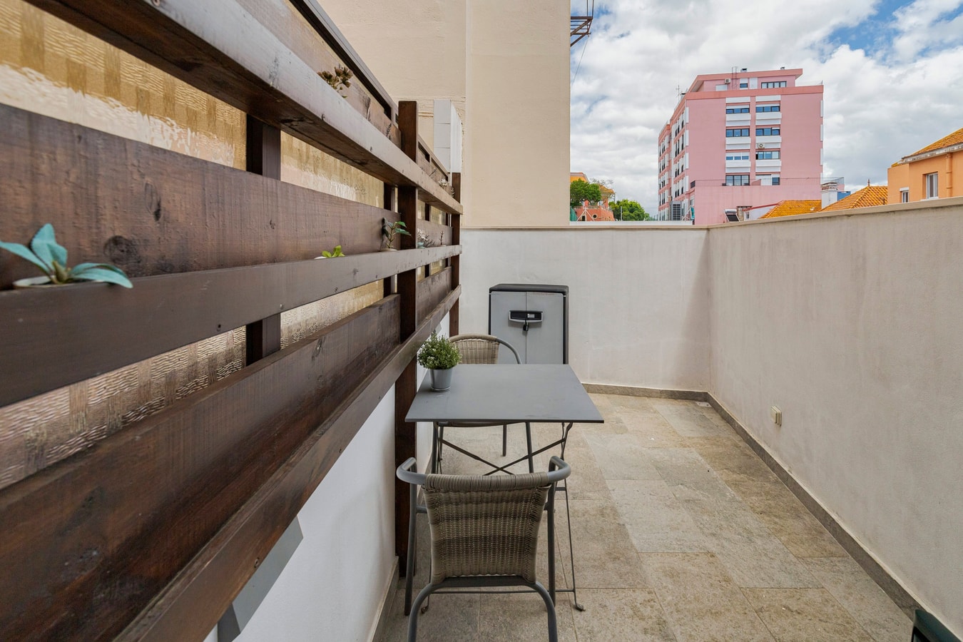 Fonte Nova Nest 18 Home Match