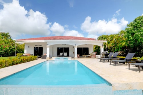 Beautiful villa in Cocotal 2 Oasis Caribbean