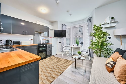 Portrush Harbour Apt Walk to Beach