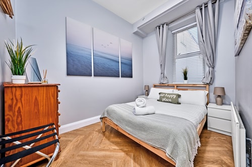 Cosy Dog-Friendly Apt by West Strand gallery image 5