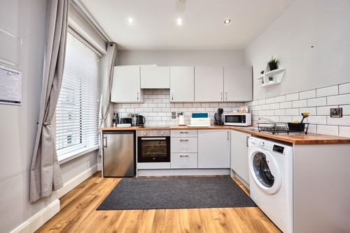 Chic Apt in the Heart of Portrush gallery image 5