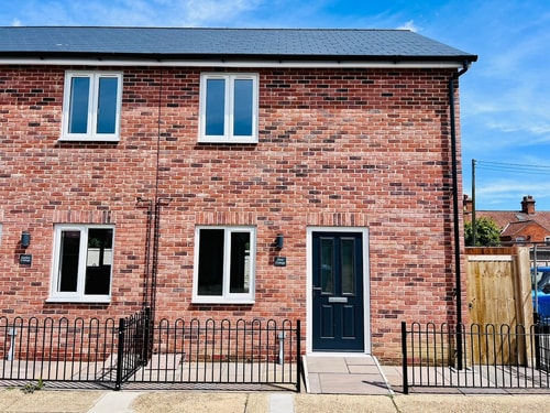Immaculate Leiston 2 bed Sizewell Lettings
