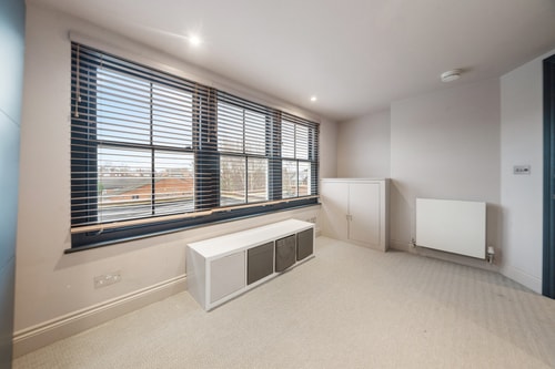 Elegant 4-BR House with garden near Portobello 25 Air Manage