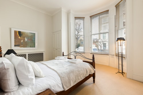 Wonderful 2 bedroom Apt at Lexham Gardens 7 Air Manage