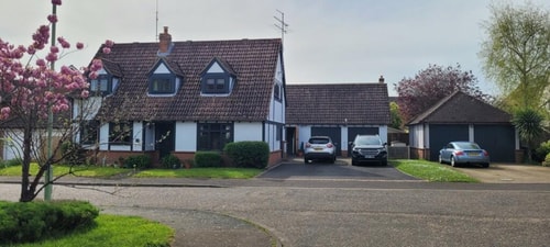Superb 4-bed plus 1-bed annexe 15 Sizewell Lettings
