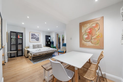 West Kensington two double bedroom garden flat 1 Air Manage