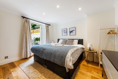 Fabulous Chelsea 2 bed 4 Air Manage