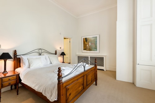 Wonderful 2 bedroom Apt at Lexham Gardens 8 Air Manage